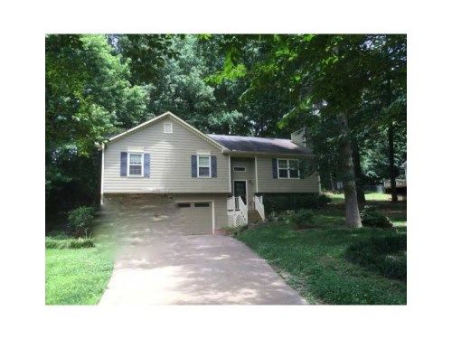 420 Walnut Drive, Woodstock, GA 30189