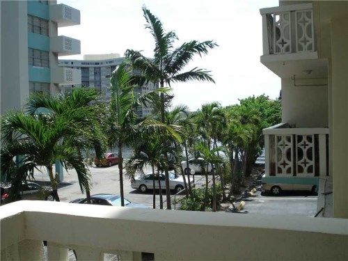 1817 S OCEAN DR # 224, Hallandale, FL 33009