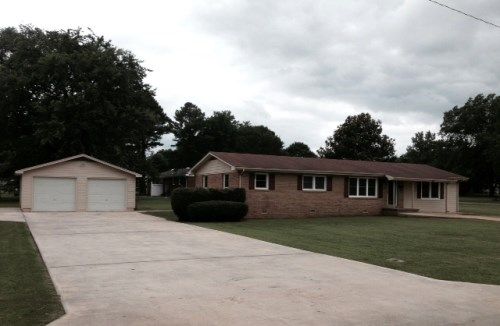 1000 Michigan St E, Muscle Shoals, AL 35661