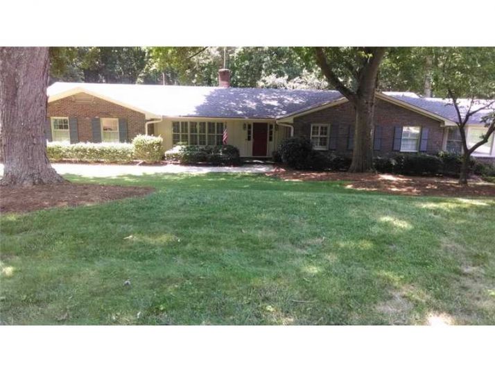 789 Little John Circle, Gainesville, GA 30501