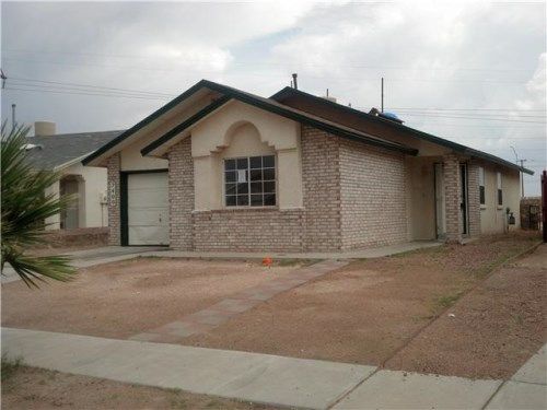 2400 Tierra Negra St, El Paso, TX 79938