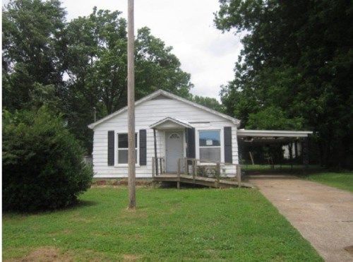 1612 Hornbrook Street, Dyersburg, TN 38024