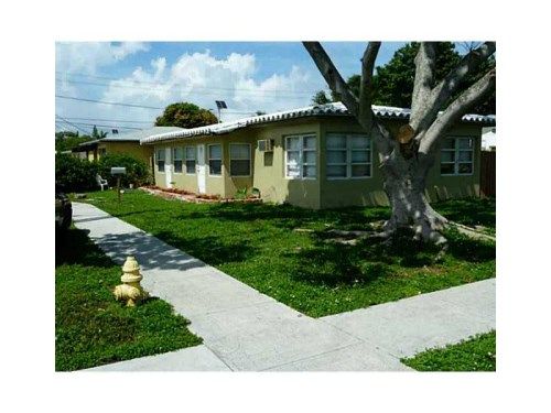 1213 SW 3RD AV, Dania, FL 33004