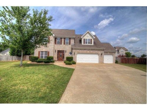 2745 Lake Commons Court, Snellville, GA 30078