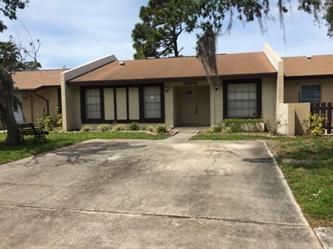 9896 88th St, Seminole, FL 33777