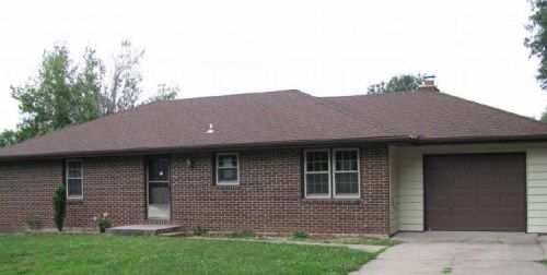 703 Tanyard Dr, Wellington, MO 64097