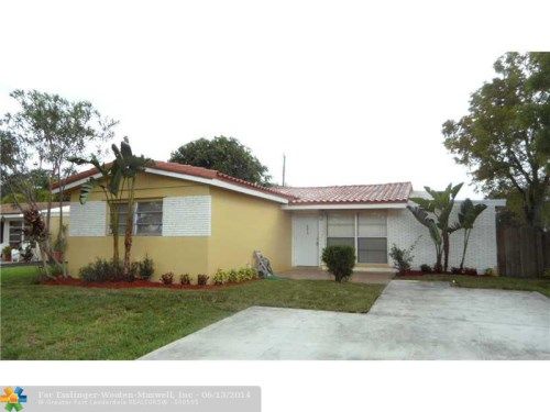 6670 DOUGLAS ST, Hollywood, FL 33024