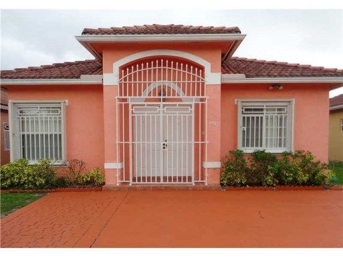 6987 W 5 LN, Hialeah, FL 33014