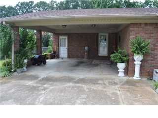 197 Greenbriar Road, Killen, AL 35645