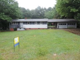 2386 Hillside Drive, Newton, NC 28658