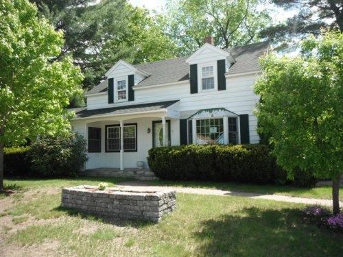 5 Gould Ave, Meredith, NH 03253