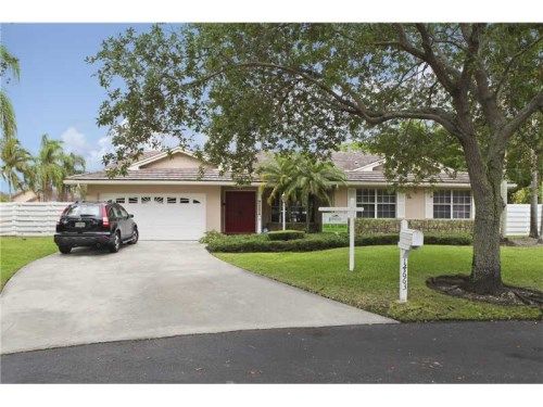 14663 SW 141 CT, Miami, FL 33186