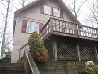 107 Foxhill Court, Milford, PA 18337