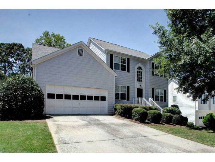 318 Silverthorn Drive, Marietta, GA 30064