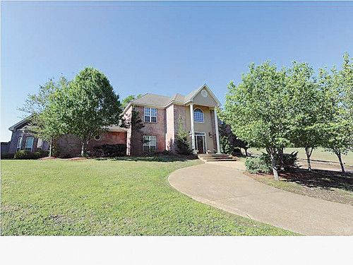 30 Wimbledon Drive, Jackson, MS 39211