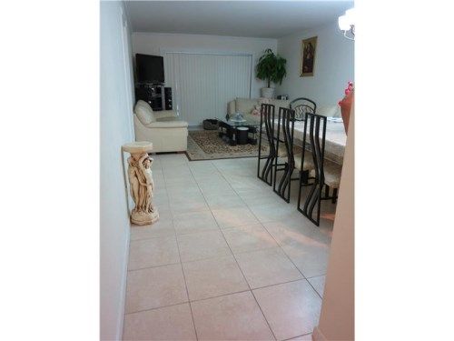 7 N VALENCIA DR # 7-37, Fort Lauderdale, FL 33324