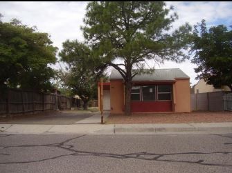 433 Dakota St SE, Albuquerque, NM 87108