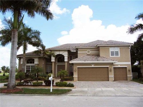 13789 NW 19 CT, Hollywood, FL 33028