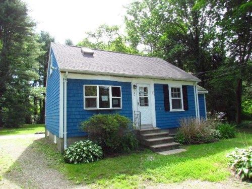 108 Plymouth St, Pembroke, MA 02359