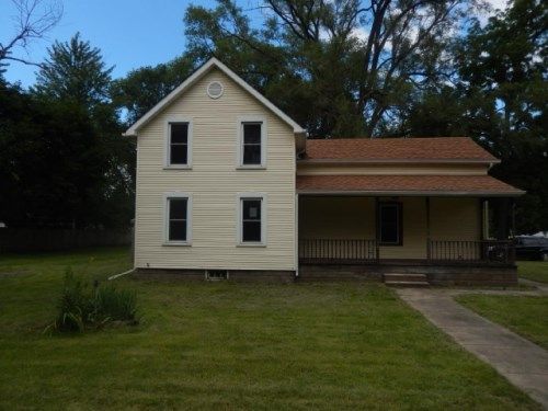 325 Maple St, Colona, IL 61241