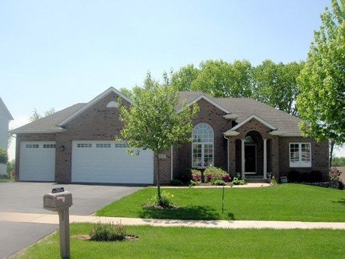 8921 Birdie Bend, Belvidere, IL 61008