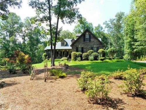 1371 Pickett Bridge Road, Covington, GA 30016