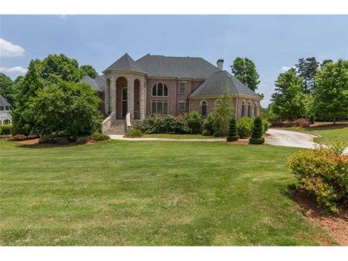 2328 Spencers Way, Stone Mountain, GA 30087