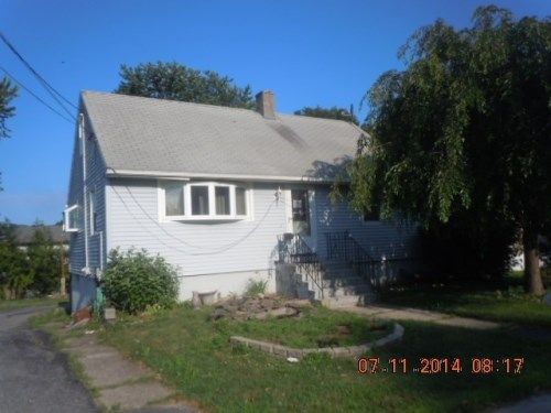 33 Harland Ave, Waterbury, CT 06705