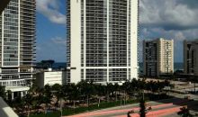 1825 S OCEAN DR # 1013 Hallandale, FL 33009