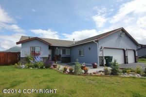 380 N Angus Loop, Palmer, AK 99645