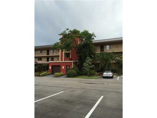 2214 S CYPRESS BEND DR # 208, Pompano Beach, FL 33069