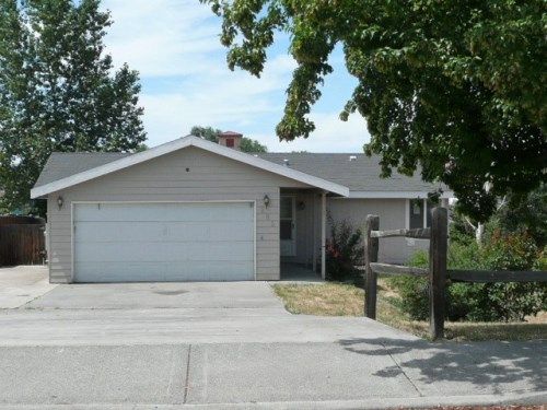 806 SE Turner Street, Madras, OR 97741