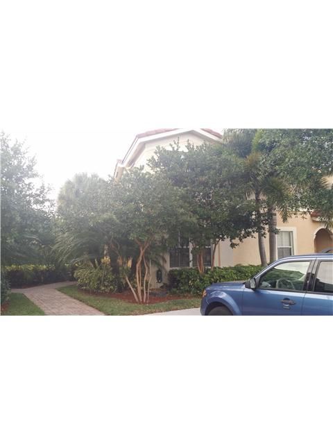 3076 SW 129 TE # 107, Hollywood, FL 33027