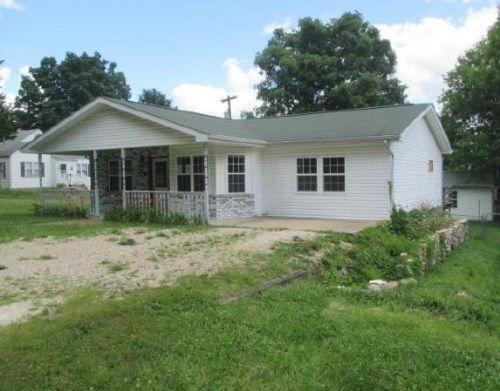 115 N Mountain St, Ironton, MO 63650