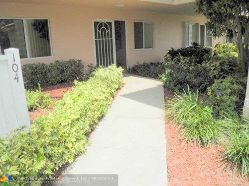 5876 REGAL GLEN DR # 104, Boynton Beach, FL 33437