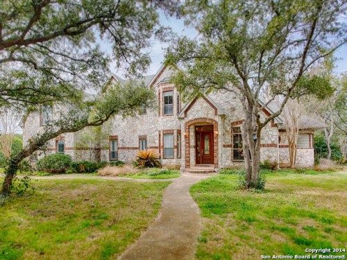 8462 Rolling Acres Trail, Boerne, TX 78015