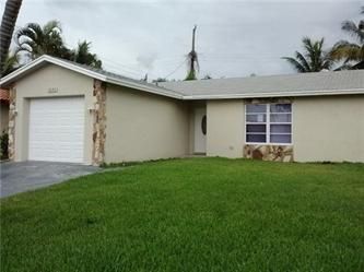 1033  Soelca Dr, West Palm Beach, FL 33405