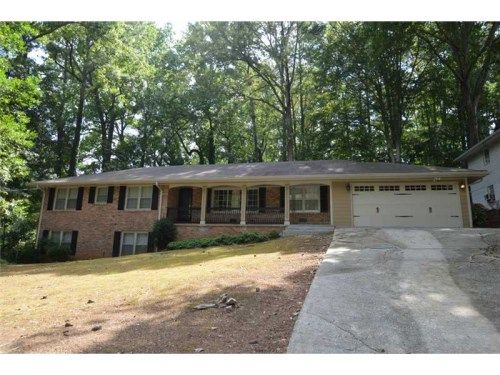 2039 Deren Way, Atlanta, GA 30345