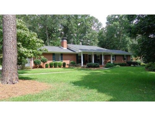 125 Deer Trail, Fayetteville, GA 30214