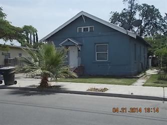 215 E Harrison Ave, Porterville, CA 93257