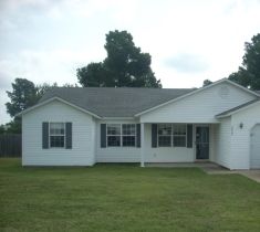 2805 N 4th St, Paragould, AR 72450