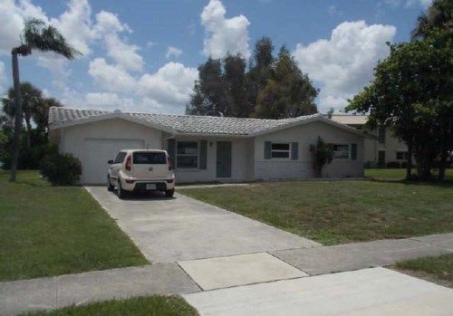 4463 Orange Grove Blvd, North Fort Myers, FL 33903