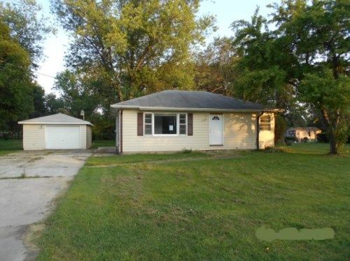 5369 Wallace Dr, Roscoe, IL 61073