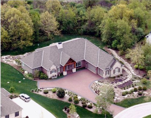 378 Legend View Ct, Wales, WI 53183