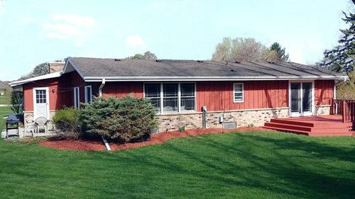 3255 Nassau Dr, Brookfield, WI 53045