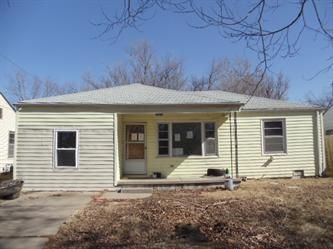 2426 Burns Ave, Wichita, KS 67204