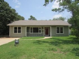 1508 Burt St., Bryan, TX 77802