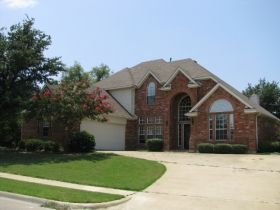 7411 Country Club Dr, Sachse, TX 75048