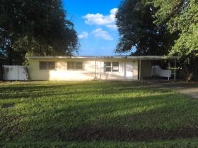 1209 West Risk St, Plant City, FL 33563