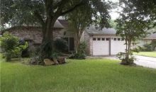 120 Woodcrest Dr League City, TX 77573